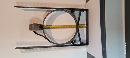 muurbeugel zwart 200 mm tbv dw 150/200 rookkanaal 4
