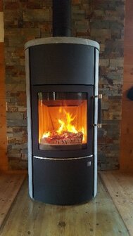 brandend speksteen zwart