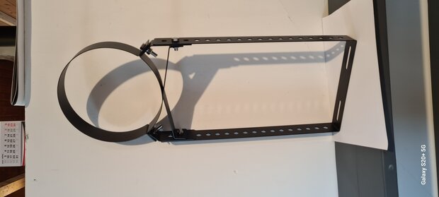 muurbeugel zwart 200 mm tbv dw 150/200 rookkanaal 8