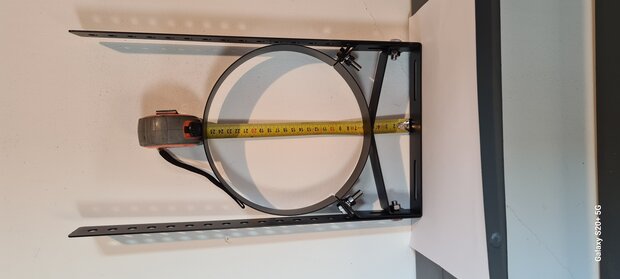 muurbeugel zwart 200 mm tbv dw 150/200 rookkanaal 4